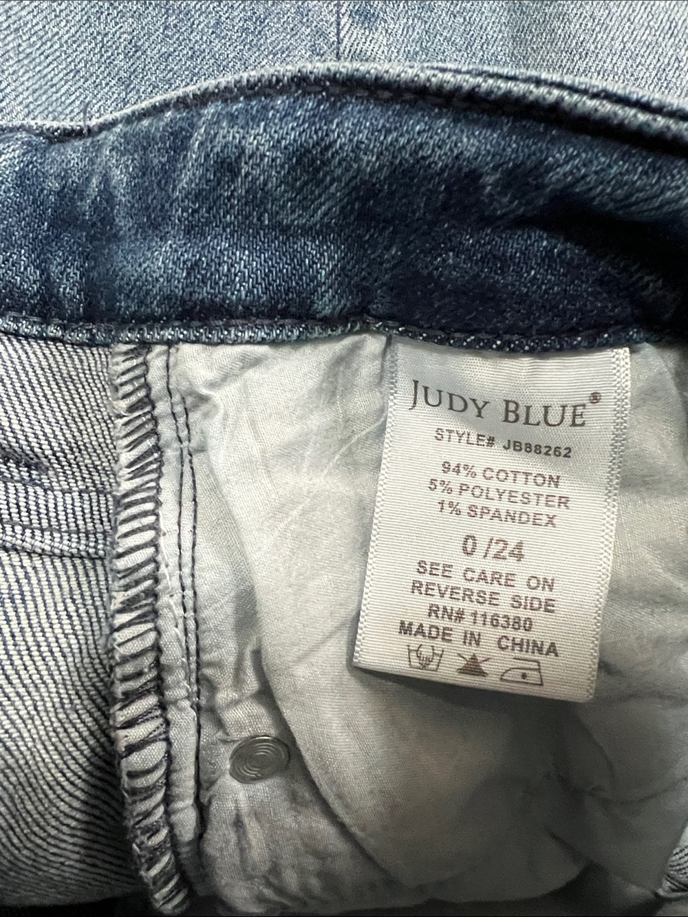 Judy Blue Relaxed Fit Medium Blue Jeans Size 24 / 0 - Picture 5 of 5